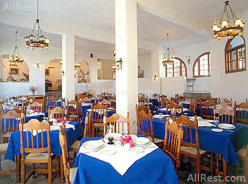 Santorini Palace 8